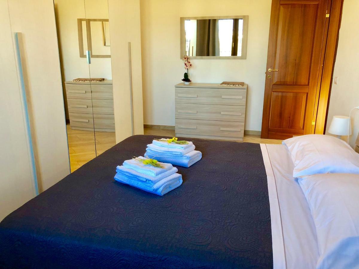 Colle Del Sole Guest House ลาสตรา อา ซินญา ภายนอก รูปภาพ
