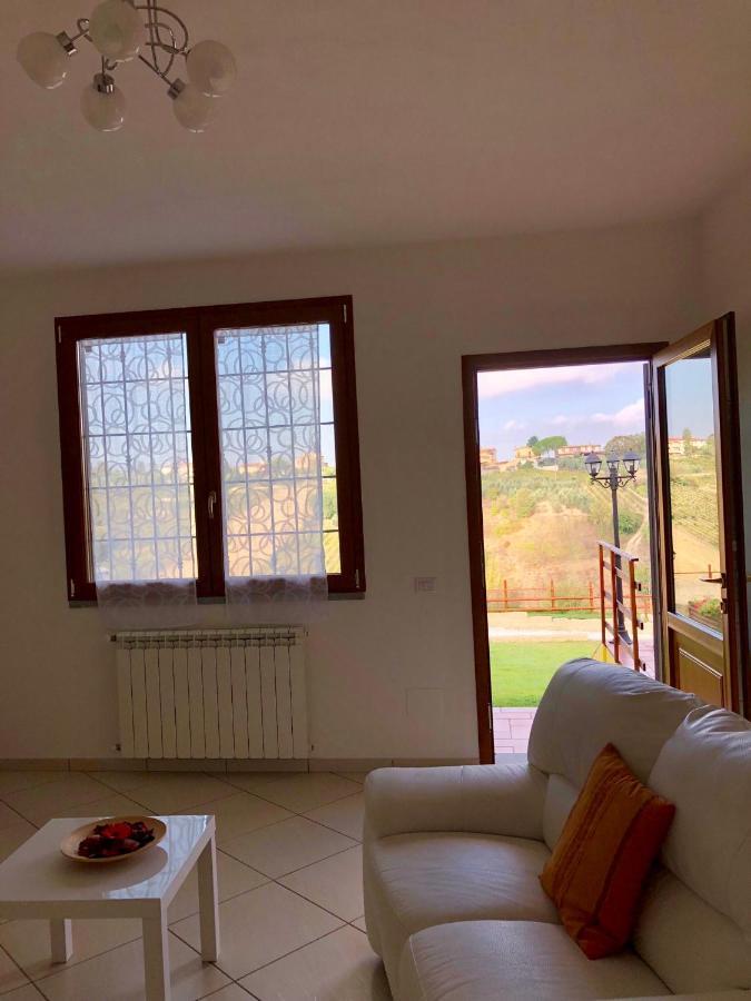 Colle Del Sole Guest House ลาสตรา อา ซินญา ภายนอก รูปภาพ